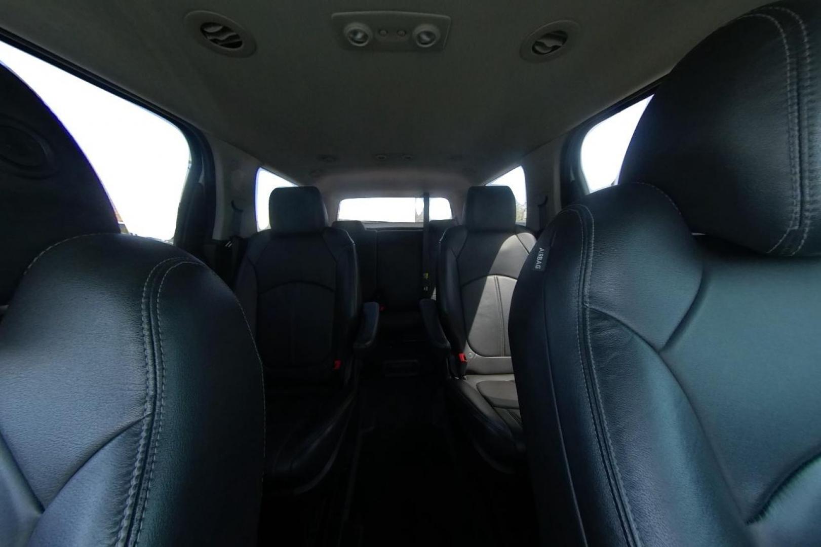 2016 White GMC Acadia SLT-1 FWD (1GKKRRKD6GJ) with an 3.6L V6 DOHC 24V engine, 6A transmission, located at 7755 State Street, Midvale, UT, 84047, (801) 753-9063, 40.610329, -111.892159 - Photo#18