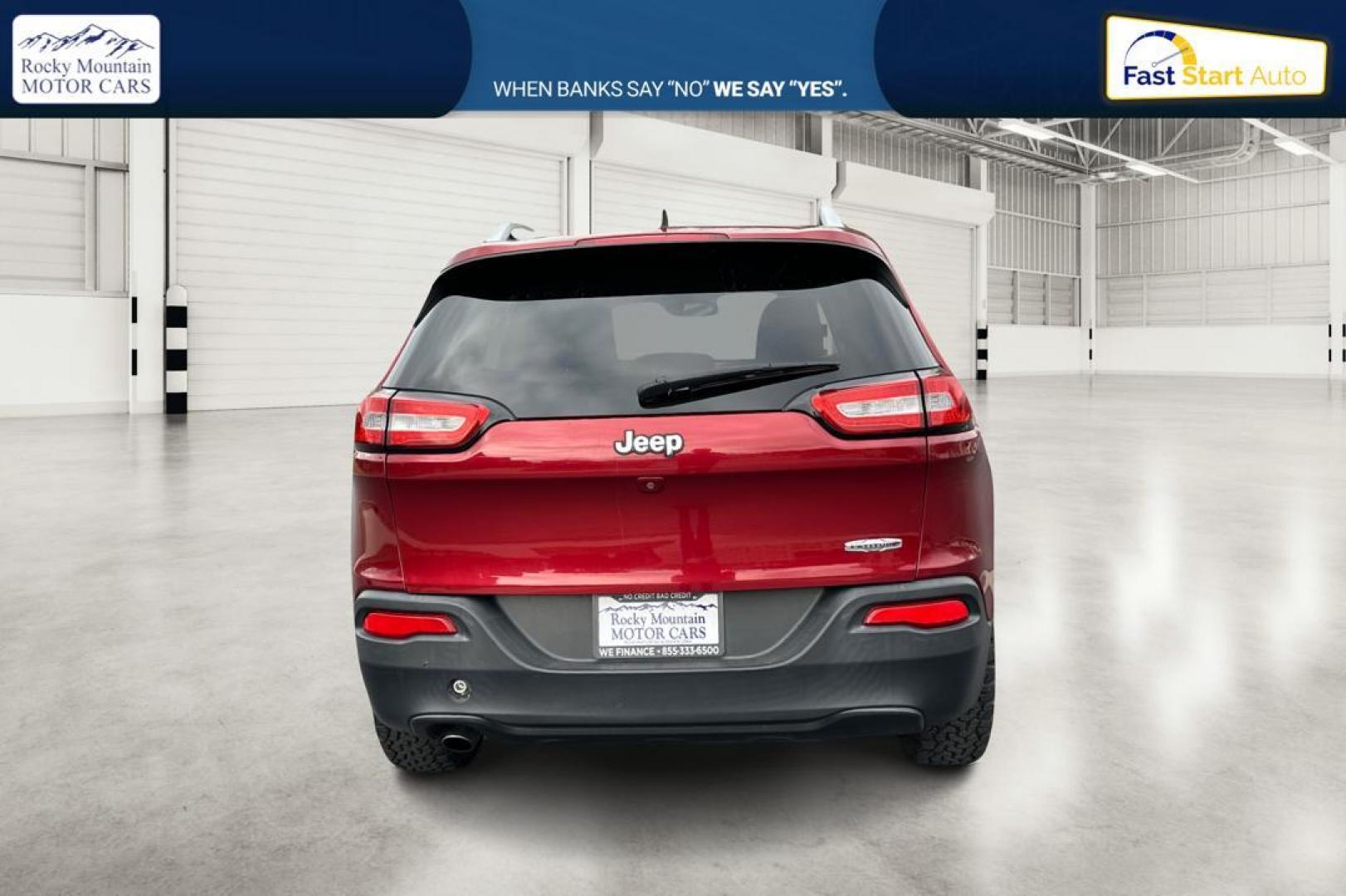 2016 Red Jeep Cherokee Latitude FWD (1C4PJLCB1GW) with an 2.4L L4 DOHC 16V engine, 9A transmission, located at 7755 State Street, Midvale, UT, 84047, (801) 753-9063, 40.610329, -111.892159 - Photo#4
