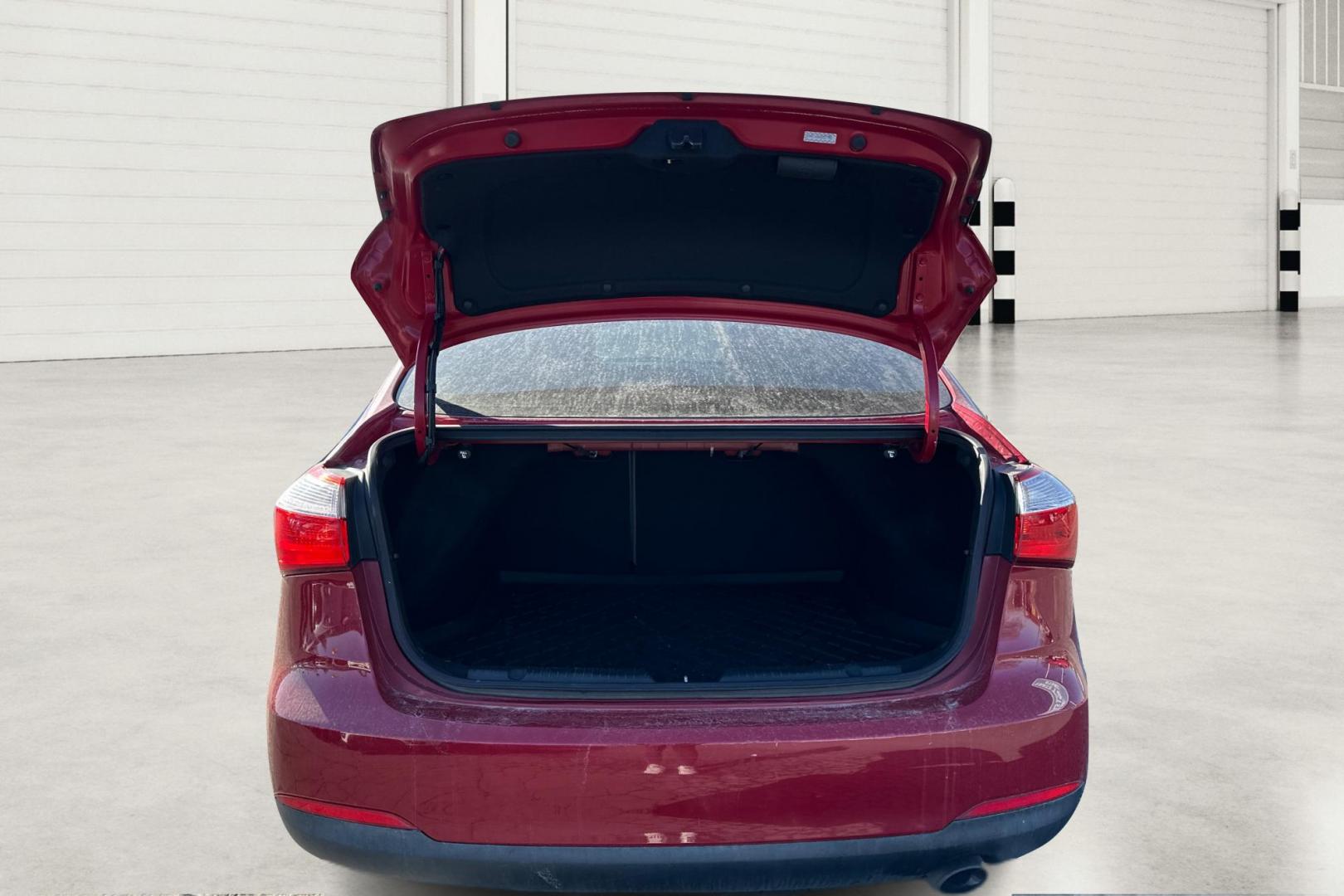 2016 Red Kia Forte EX (KNAFZ4A84G5) with an 2.0L L4 DOHC 16V engine, 6A transmission, located at 7755 State Street, Midvale, UT, 84047, (801) 753-9063, 40.610329, -111.892159 - Photo#13