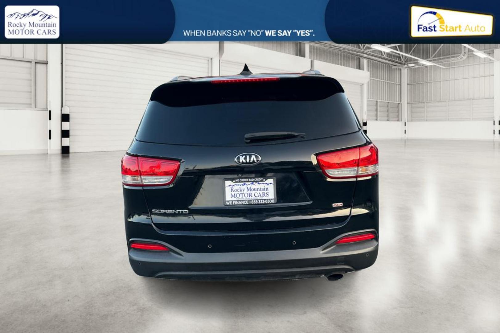2016 Black Kia Sorento LX AWD (5XYPGDA38GG) with an 2.4L L4 DOHC 16V engine, 6-Speed Automatic transmission, located at 767 S State Road, Pleasant Grove, UT, 84062, (801) 785-1058, 40.354839, -111.736687 - Photo#4