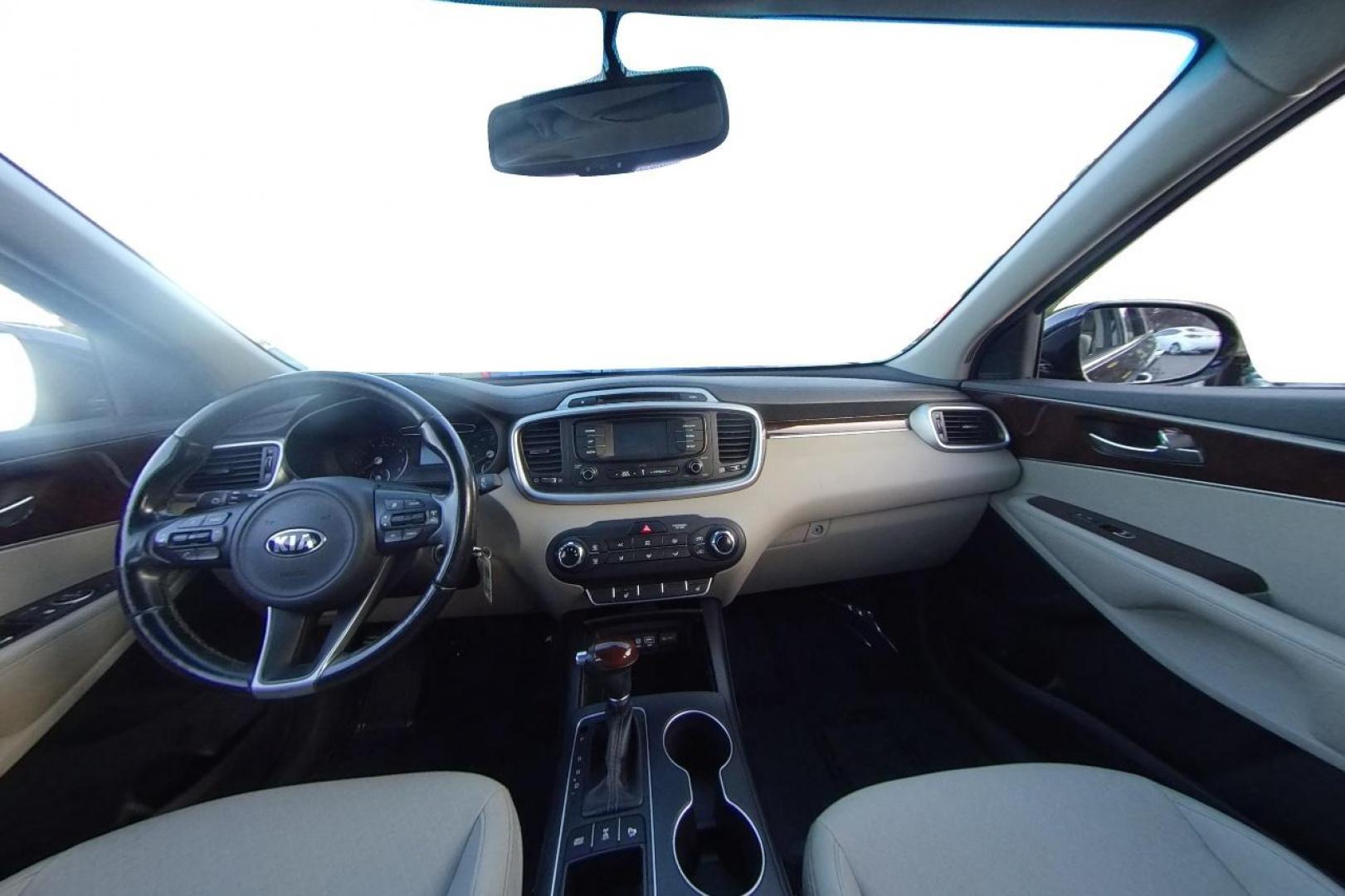 2016 Black Kia Sorento LX AWD (5XYPGDA38GG) with an 2.4L L4 DOHC 16V engine, 6-Speed Automatic transmission, located at 767 S State Road, Pleasant Grove, UT, 84062, (801) 785-1058, 40.354839, -111.736687 - Photo#14