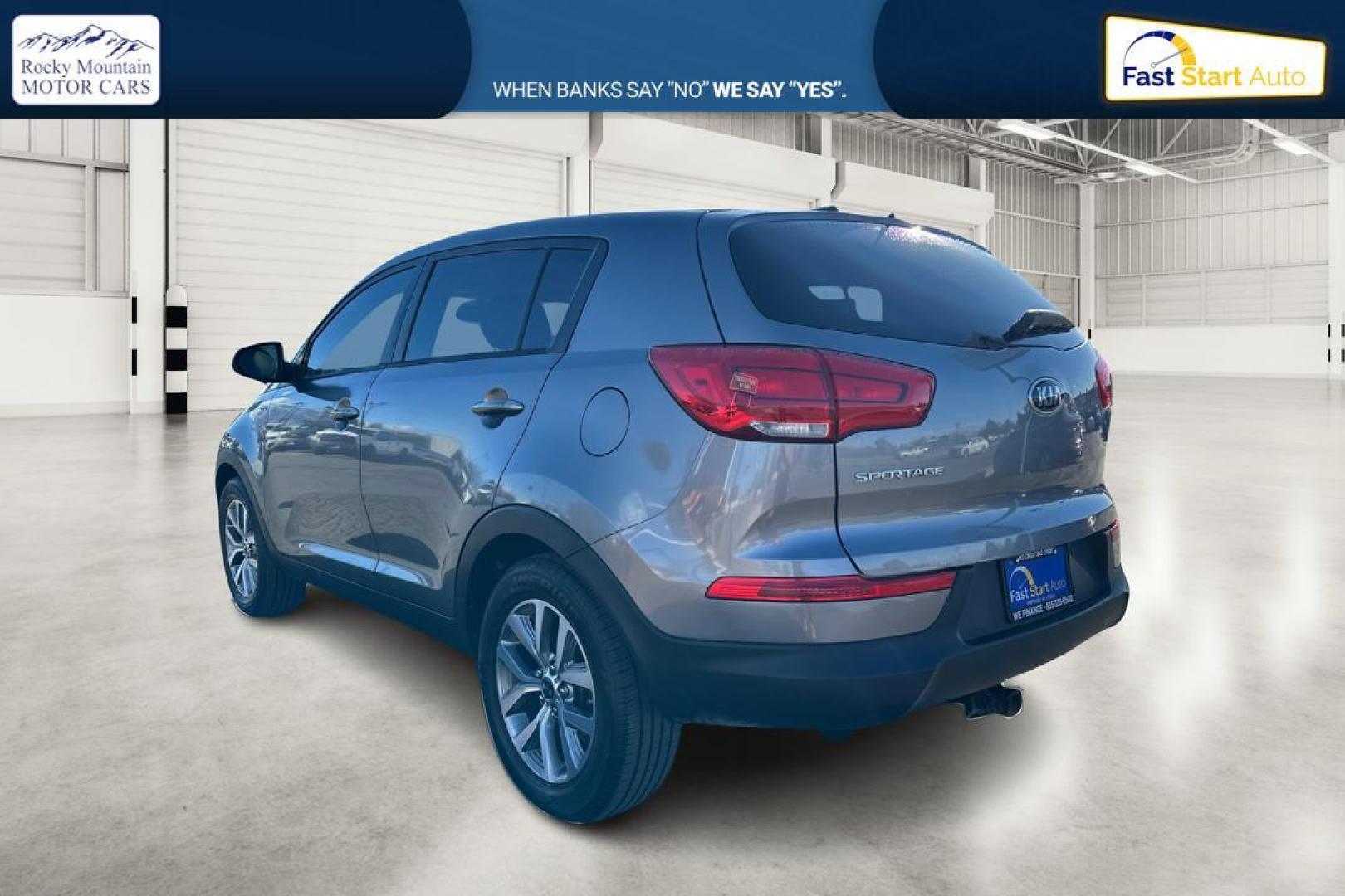 2016 Silver Kia Sportage LX AWD (KNDPBCAC7G7) with an 2.4L V6 DOHC 24V engine, 6-Speed Automatic transmission, located at 767 S State Road, Pleasant Grove, UT, 84062, (801) 785-1058, 40.354839, -111.736687 - Photo#5