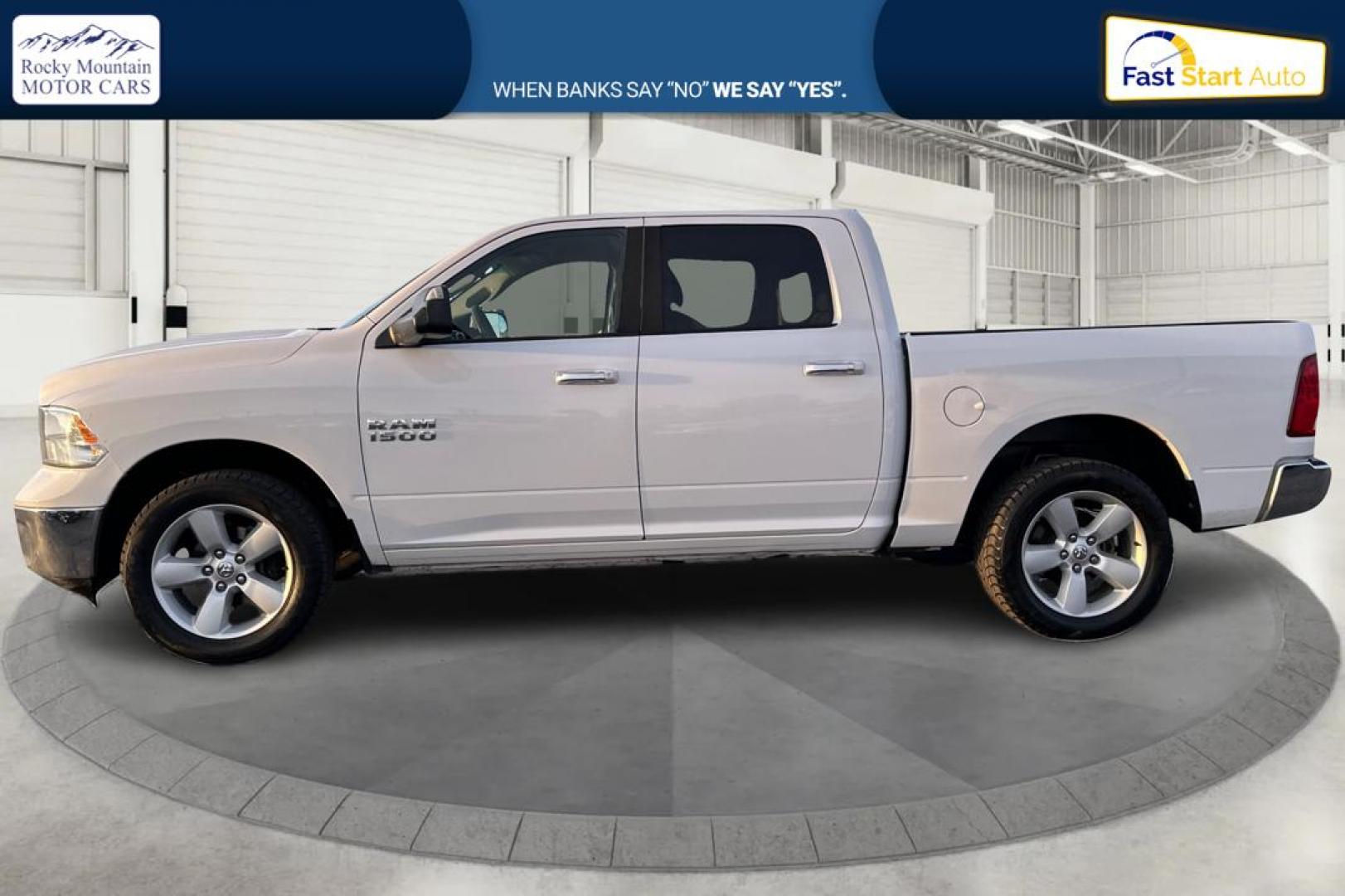 2016 White RAM 1500 SLT Crew Cab SWB 4WD (1C6RR7LG3GS) with an 3.6L V6 DOHC 24V FFV engine, 6A transmission, located at 767 S State Road, Pleasant Grove, UT, 84062, (801) 785-1058, 40.354839, -111.736687 - Photo#5