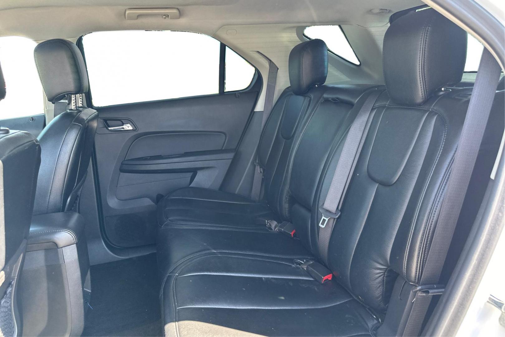 2017 White Chevrolet Equinox LS 2WD (2GNALBEK5H6) with an 2.4L L4 DOHC 16V FFV engine, 6A transmission, located at 7755 State Street, Midvale, UT, 84047, (801) 753-9063, 40.610329, -111.892159 - Photo#15