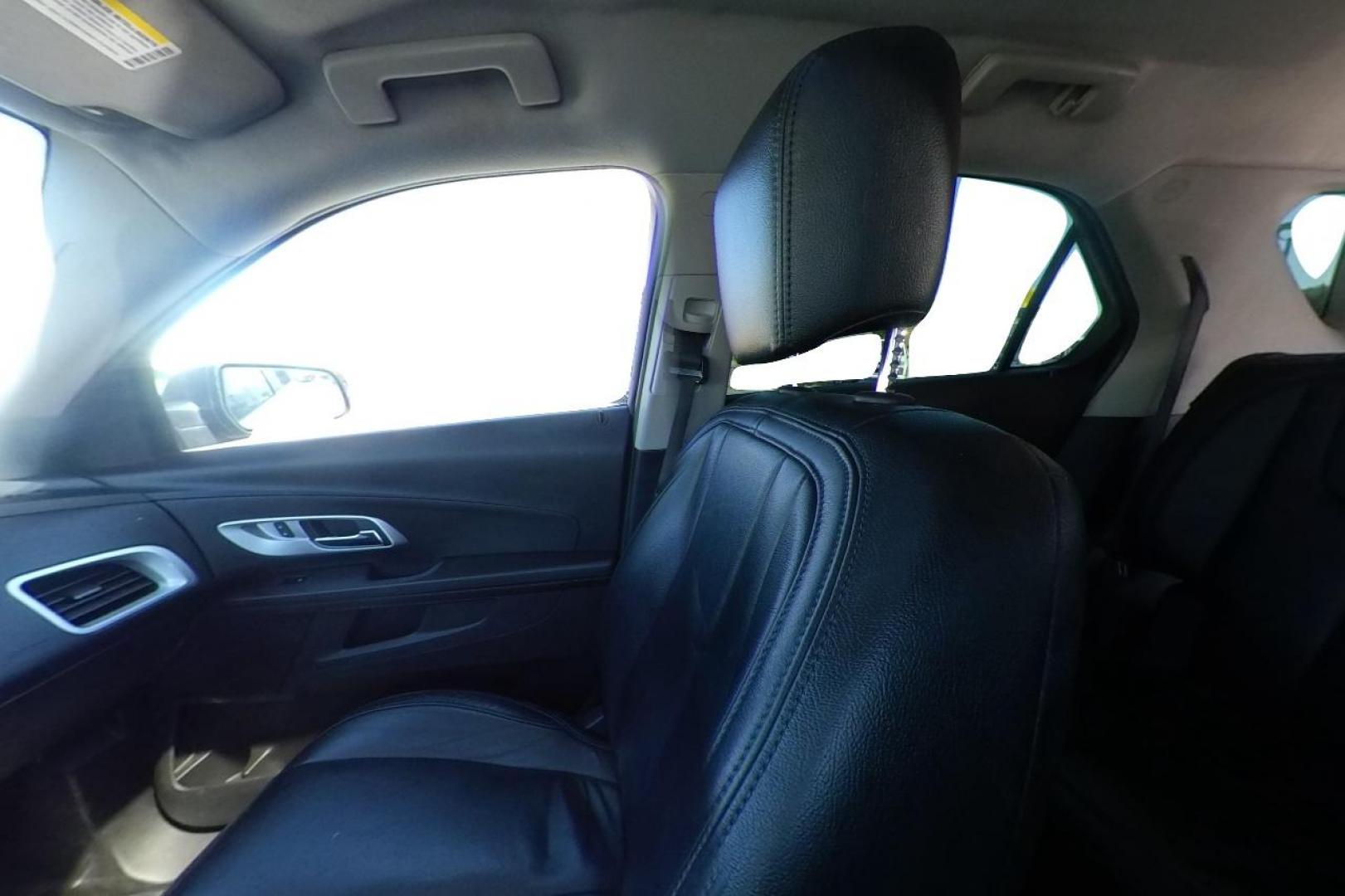 2017 White Chevrolet Equinox LS 2WD (2GNALBEK5H6) with an 2.4L L4 DOHC 16V FFV engine, 6A transmission, located at 7755 State Street, Midvale, UT, 84047, (801) 753-9063, 40.610329, -111.892159 - Photo#17
