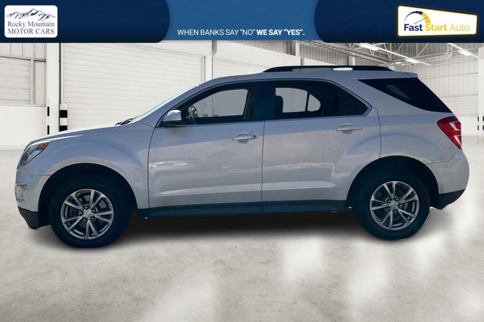 2017 White Chevrolet Equinox LT 2WD (2GNALCEK5H1) with an 2.4L L4 DOHC 16V FFV engine, 6A transmission, located at 7755 State Street, Midvale, UT, 84047, (801) 753-9063, 40.610329, -111.892159 - Photo#6