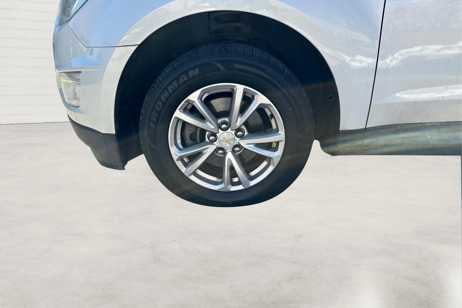 2017 White Chevrolet Equinox LT 2WD (2GNALCEK5H1) with an 2.4L L4 DOHC 16V FFV engine, 6A transmission, located at 7755 State Street, Midvale, UT, 84047, (801) 753-9063, 40.610329, -111.892159 - Photo#12
