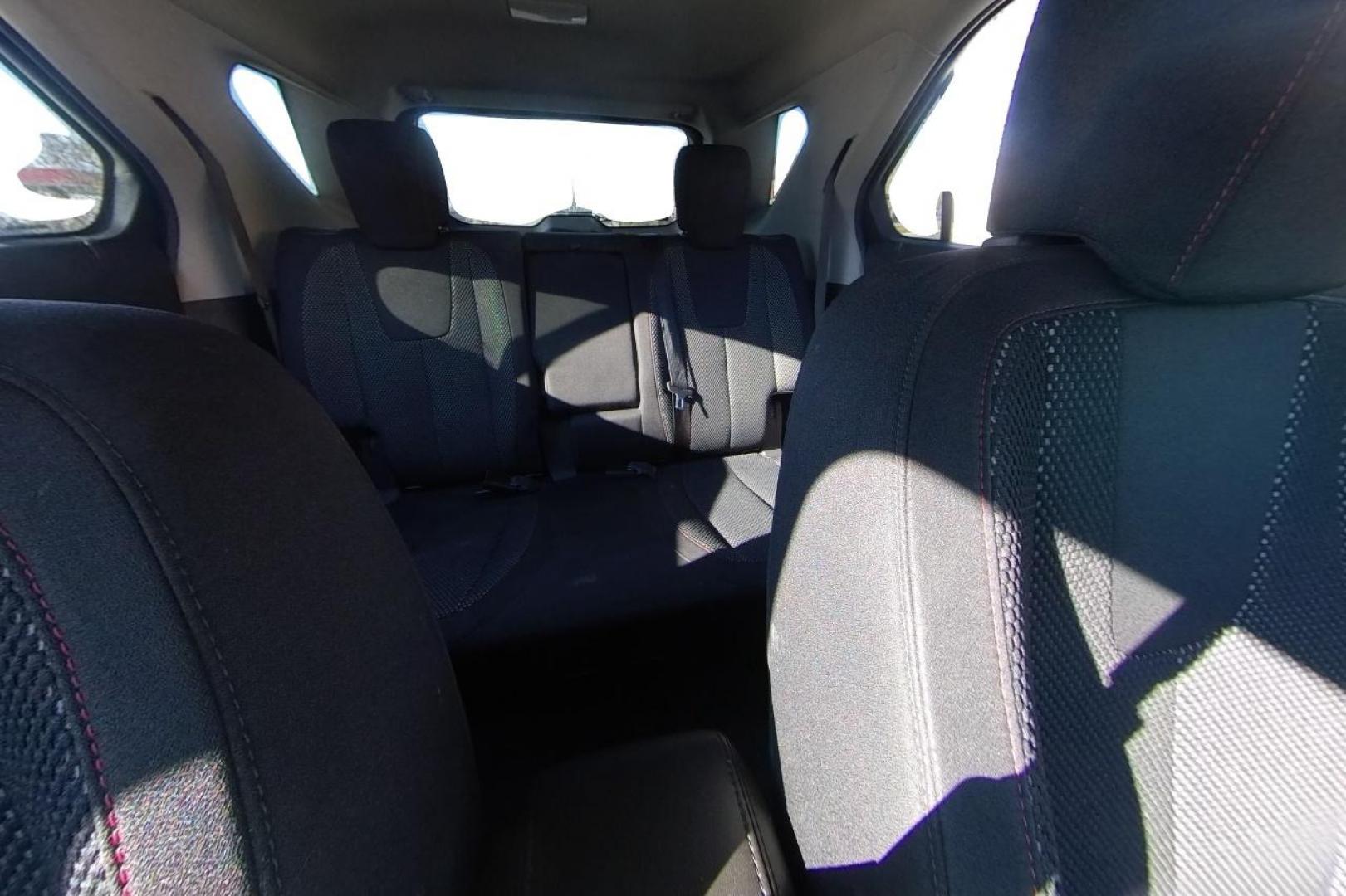 2017 White Chevrolet Equinox LT 2WD (2GNALCEK5H1) with an 2.4L L4 DOHC 16V FFV engine, 6A transmission, located at 7755 State Street, Midvale, UT, 84047, (801) 753-9063, 40.610329, -111.892159 - Photo#16