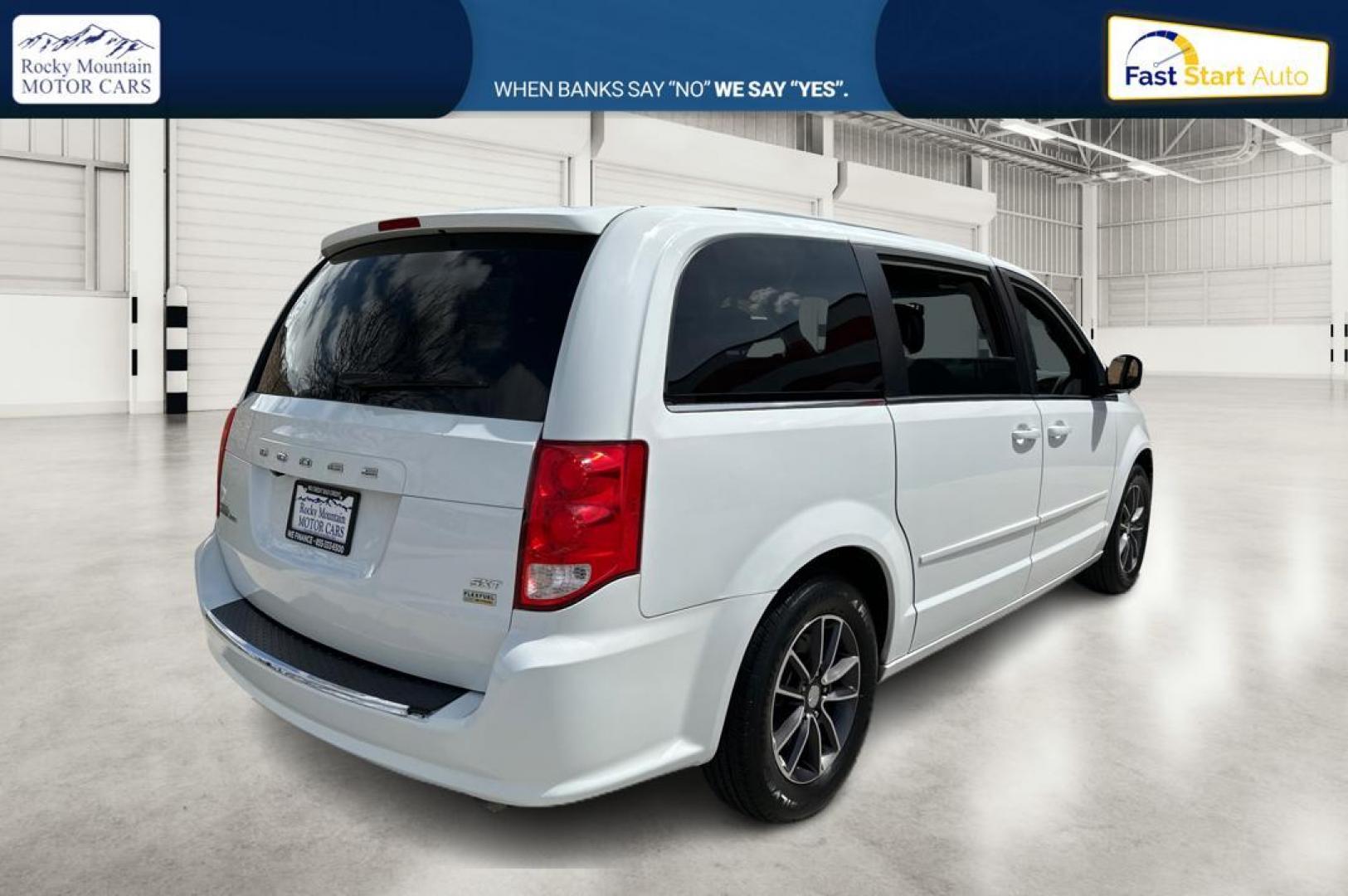 2017 White Dodge Grand Caravan SXT (2C4RDGCG6HR) with an 3.6L V6 DOHC 24V engine, 6A transmission, located at 767 S State Road, Pleasant Grove, UT, 84062, (801) 785-1058, 40.354839, -111.736687 - Photo#2
