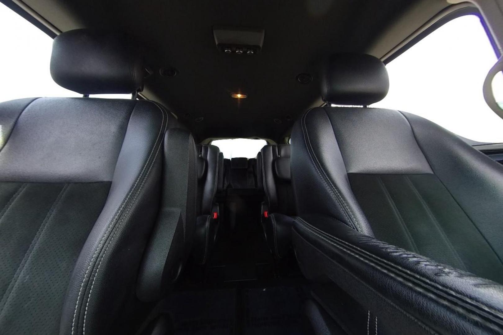 2017 White Dodge Grand Caravan SXT (2C4RDGCG6HR) with an 3.6L V6 DOHC 24V engine, 6A transmission, located at 767 S State Road, Pleasant Grove, UT, 84062, (801) 785-1058, 40.354839, -111.736687 - Photo#17