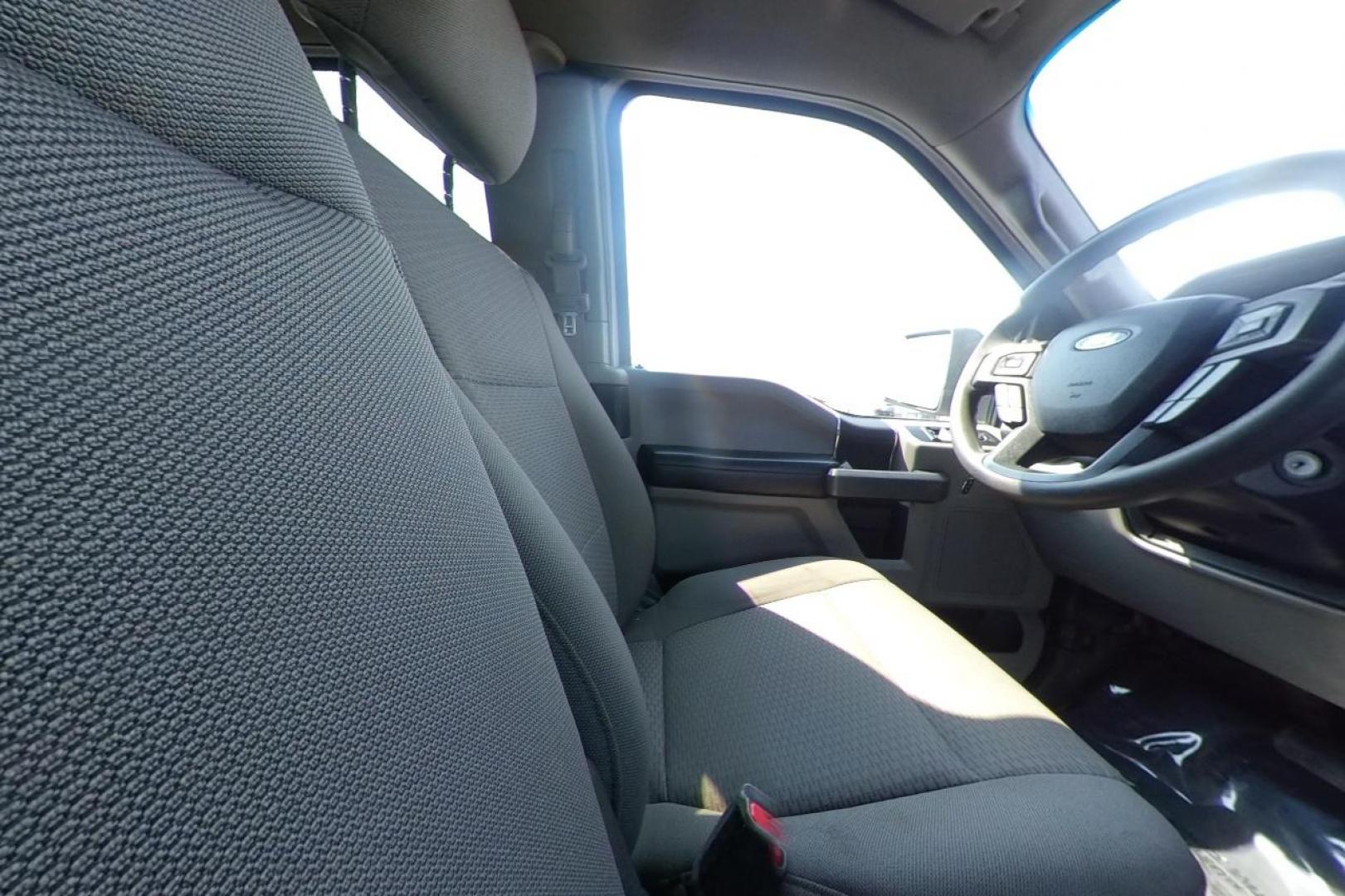 2017 White Ford F-150 Lariat SuperCab 8-ft. 4WD (1FTFX1EFXHF) with an 5.0L V8 engine, 6A transmission, located at 767 S State Road, Pleasant Grove, UT, 84062, (801) 785-1058, 40.354839, -111.736687 - Photo#16