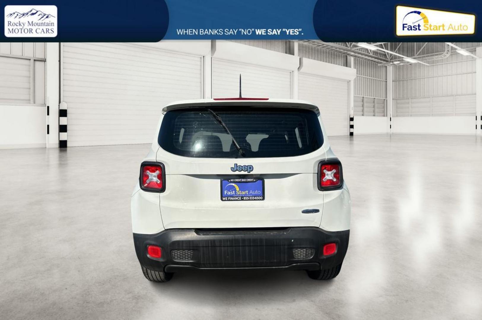 2017 White Jeep Renegade Latitude FWD (ZACCJABBXHP) with an 2.4L L4 DOHC 16V engine, 6M transmission, located at 7755 State Street, Midvale, UT, 84047, (801) 753-9063, 40.610329, -111.892159 - Photo#4