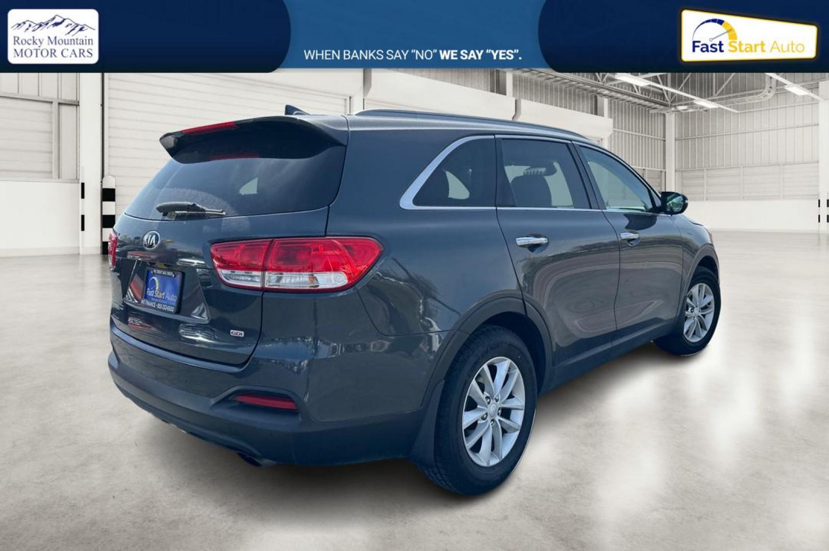 2017 Gray Kia Sorento L 2WD (5XYPG4A34HG) with an 2.4L L4 DOHC 16V engine, 6A transmission, located at 7755 State Street, Midvale, UT, 84047, (801) 753-9063, 40.610329, -111.892159 - Photo#2