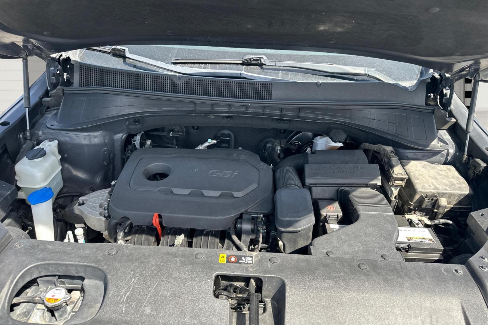 2017 Gray Kia Sorento L 2WD (5XYPG4A34HG) with an 2.4L L4 DOHC 16V engine, 6A transmission, located at 7755 State Street, Midvale, UT, 84047, (801) 753-9063, 40.610329, -111.892159 - Photo#10