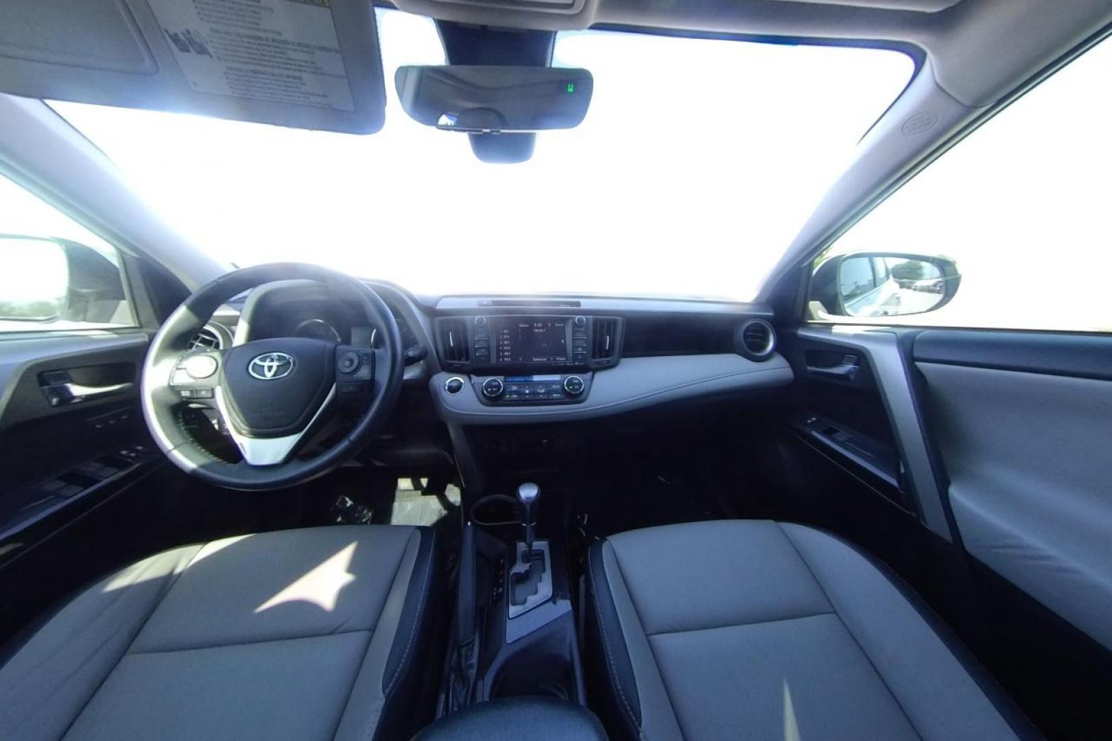 2017 White Toyota RAV4 Limited FWD (2T3YFREV5HW) with an 2.5L L4 DOHC 16V engine, 6A transmission, located at 7755 State Street, Midvale, UT, 84047, (801) 753-9063, 40.610329, -111.892159 - Photo#16