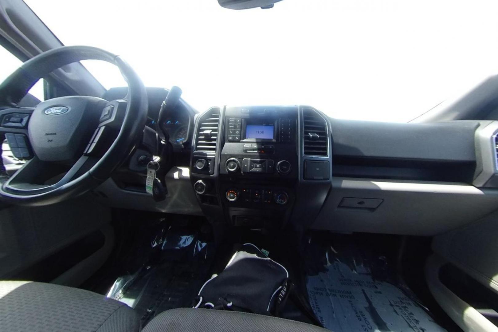 2018 Gray Ford F-150 Lariat SuperCab 6.5-ft. 4WD (1FTFX1EG8JK) with an 3.5L V6 DOHC 24V engine, 6A transmission, located at 767 S State Road, Pleasant Grove, UT, 84062, (801) 785-1058, 40.354839, -111.736687 - Photo#17