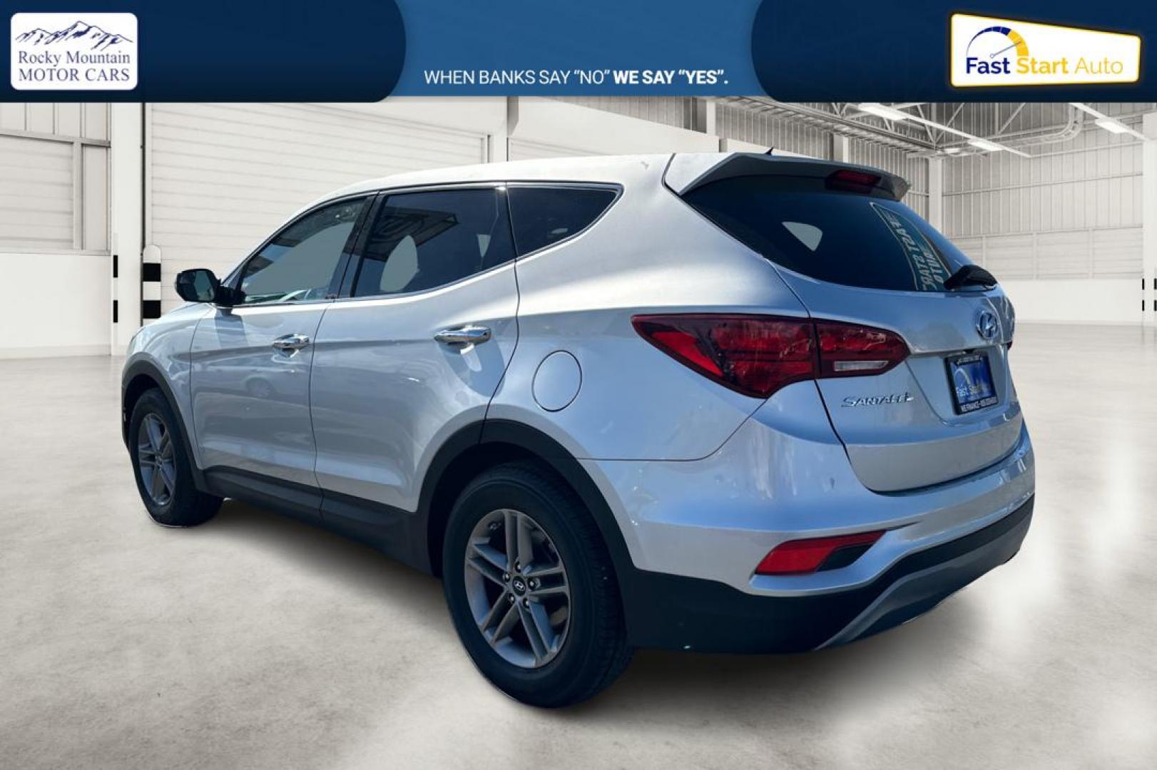 2018 Silver Hyundai Santa Fe Sport 2.4 FWD (5XYZT3LB1JG) with an 2.4L L4 DOHC 16V engine, 6A transmission, located at 7755 State Street, Midvale, UT, 84047, (801) 753-9063, 40.610329, -111.892159 - Photo#5