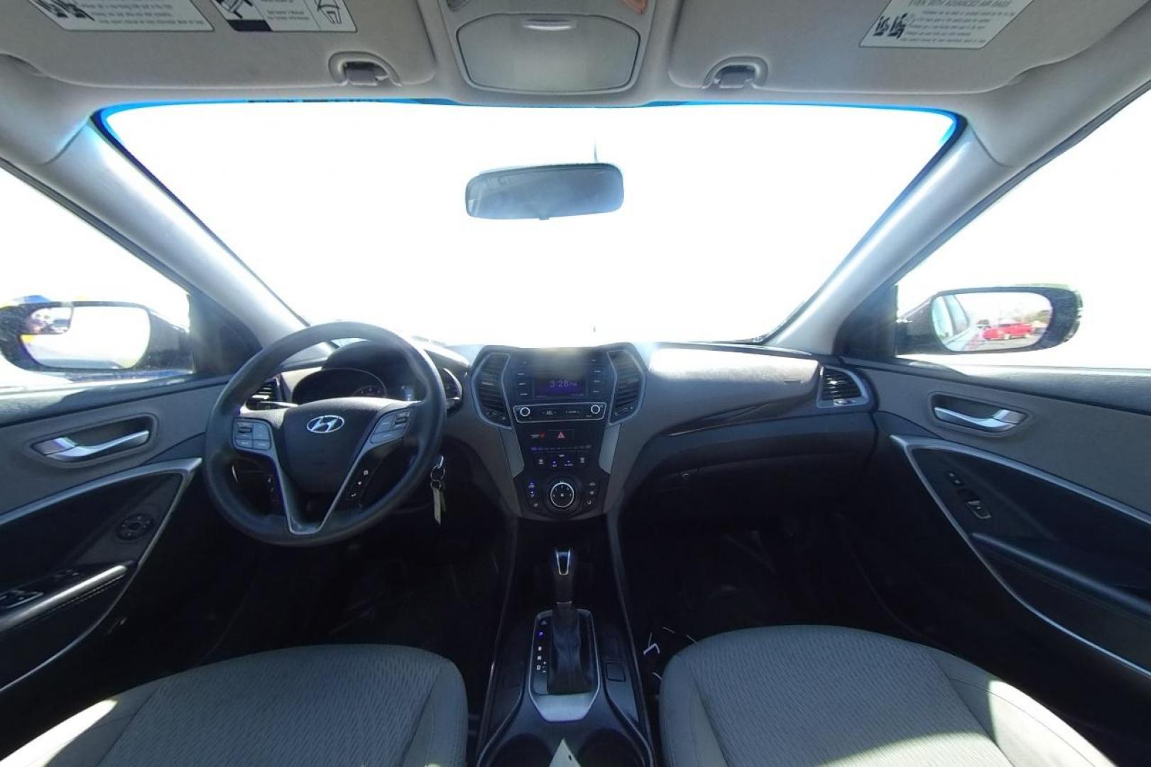 2018 Silver Hyundai Santa Fe Sport 2.4 FWD (5XYZT3LB1JG) with an 2.4L L4 DOHC 16V engine, 6A transmission, located at 7755 State Street, Midvale, UT, 84047, (801) 753-9063, 40.610329, -111.892159 - Photo#16