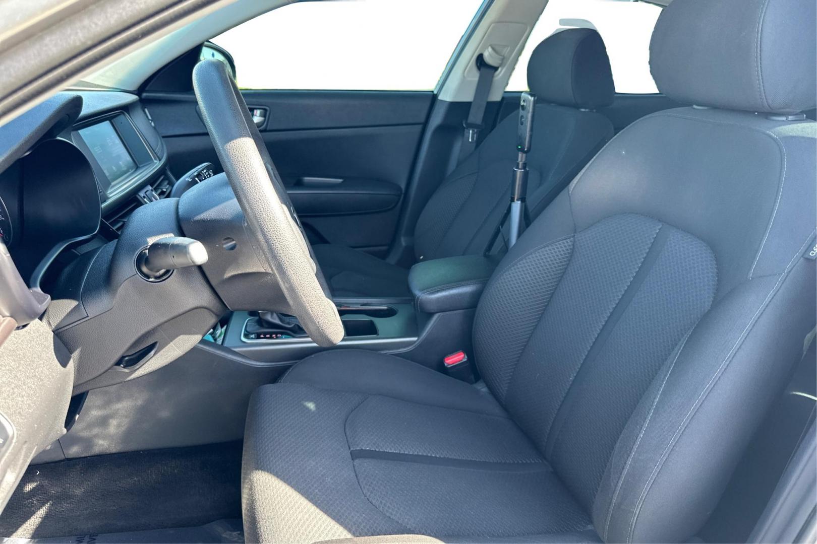 2018 Gray Kia Optima LX (5XXGT4L3XJG) with an 2.4L L4 DOHC 16V engine, 6A transmission, located at 767 S State Road, Pleasant Grove, UT, 84062, (801) 785-1058, 40.354839, -111.736687 - Photo#14