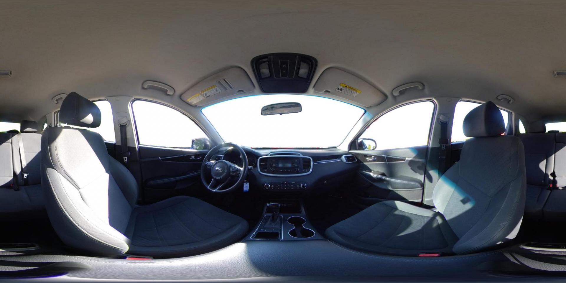 2018 Gray Kia Sorento LX V6 2WD (5XYPG4A53JG) with an 3.3L V6 DOHC 24V engine, 6A transmission, located at 7755 State Street, Midvale, UT, 84047, (801) 753-9063, 40.610329, -111.892159 - Photo#19