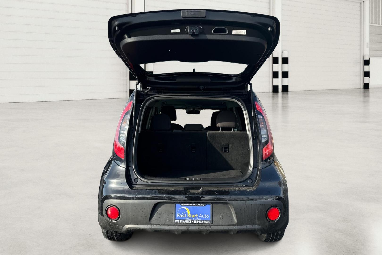 2018 Black Kia Soul Base 6M (KNDJN2A20J7) with an 1.6L L4 DOHC 16V engine, 6M transmission, located at 767 S State Road, Pleasant Grove, UT, 84062, (801) 785-1058, 40.354839, -111.736687 - Photo#13
