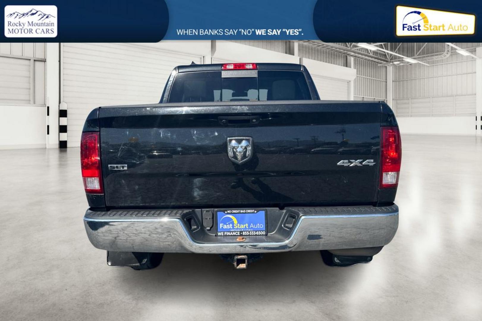 2018 Black RAM 1500 SLT Crew Cab SWB 4WD (1C6RR7LT4JS) with an 5.7L V8 OHV 16V engine, 8A transmission, located at 7755 State Street, Midvale, UT, 84047, (801) 753-9063, 40.610329, -111.892159 - Photo#4