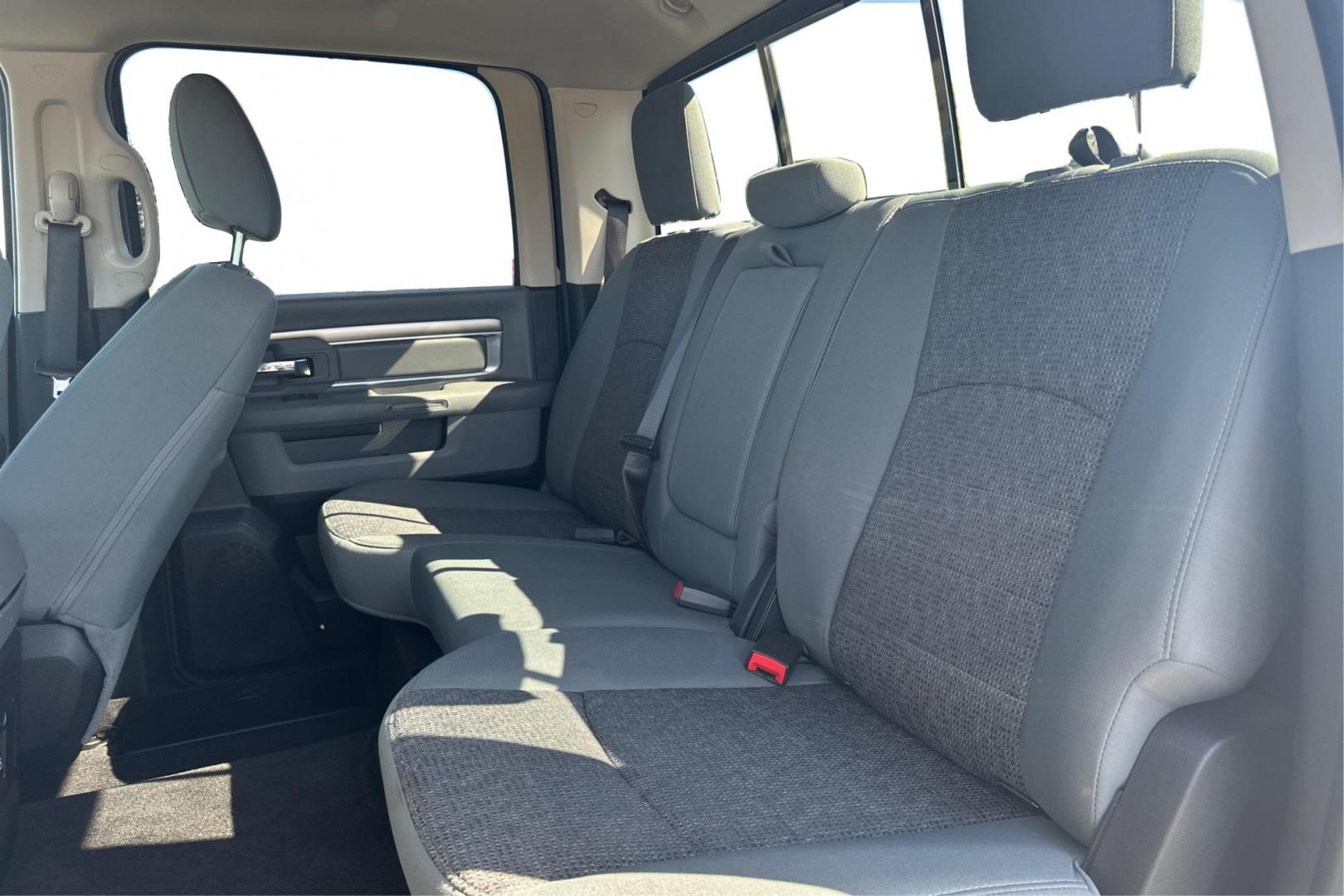 2018 Black RAM 1500 SLT Crew Cab SWB 4WD (1C6RR7LT4JS) with an 5.7L V8 OHV 16V engine, 8A transmission, located at 7755 State Street, Midvale, UT, 84047, (801) 753-9063, 40.610329, -111.892159 - Photo#15