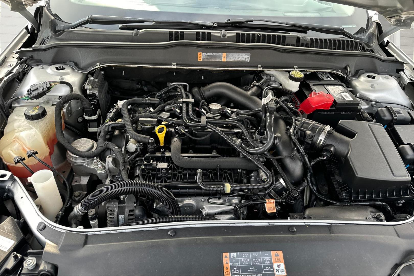 2019 Silver Ford Fusion SEL (3FA6P0CD1KR) with an 1.5L L4 DOHC 16V engine, 6A transmission, located at 344 S Washington Blvd, Ogden, UT, 84404, (801) 399-1799, 41.255482, -111.970848 - Photo#10