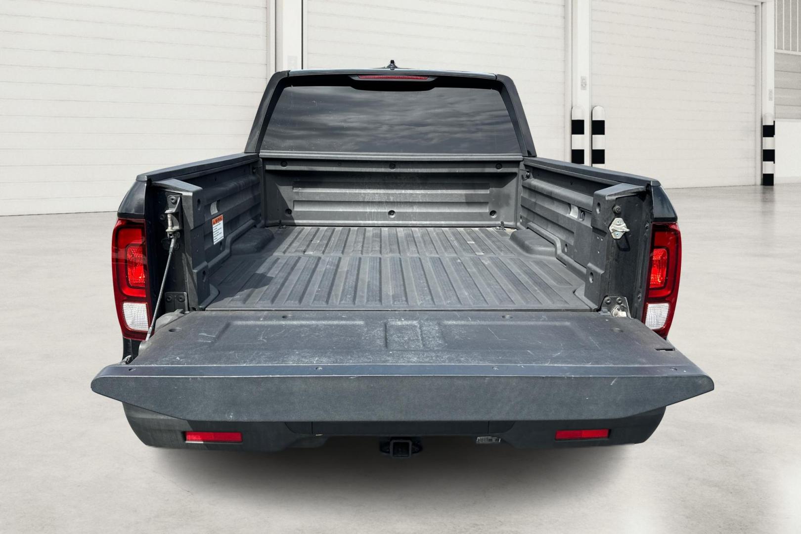 2019 Black Honda Ridgeline Sport (5FPYK2F15KB) with an 3.5L V6 SOHC 24V engine, 6A transmission, located at 7755 State Street, Midvale, UT, 84047, (801) 753-9063, 40.610329, -111.892159 - Photo#13