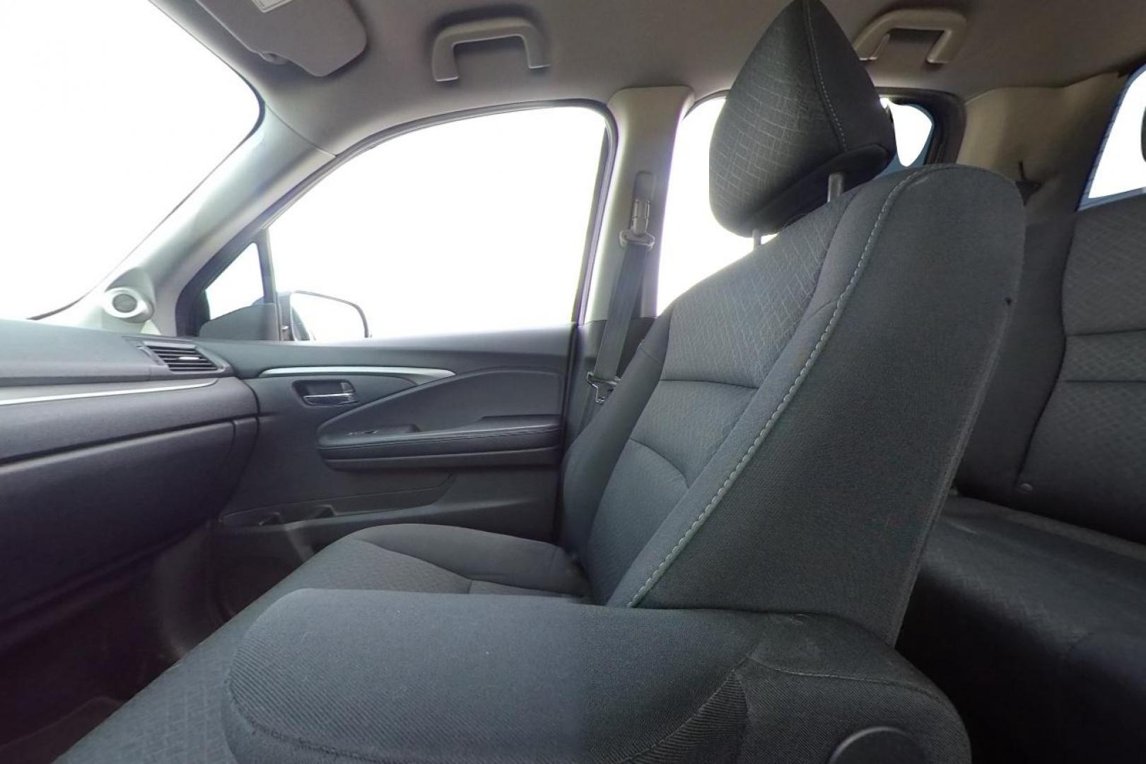 2019 Black Honda Ridgeline Sport (5FPYK2F15KB) with an 3.5L V6 SOHC 24V engine, 6A transmission, located at 7755 State Street, Midvale, UT, 84047, (801) 753-9063, 40.610329, -111.892159 - Photo#15