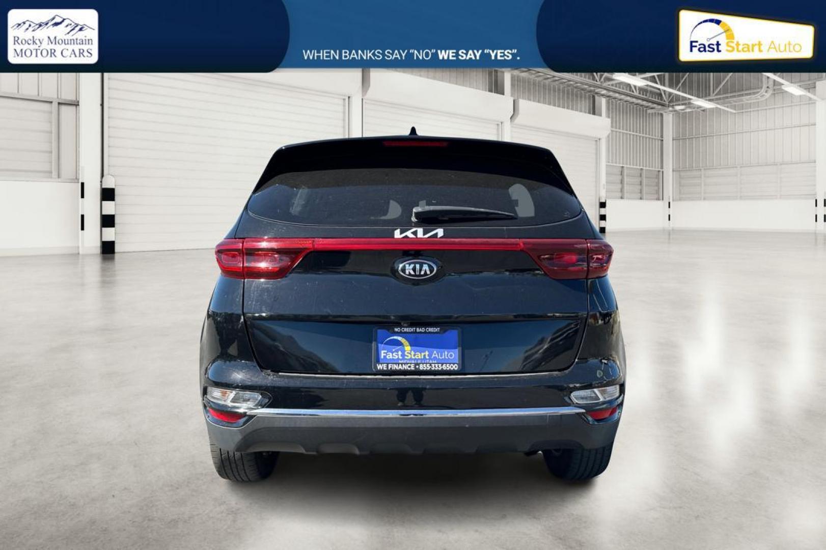 2020 Black Kia Sportage LX FWD (KNDPM3AC5L7) with an 2.4L V6 DOHC 24V engine, 6A transmission, located at 7755 State Street, Midvale, UT, 84047, (801) 753-9063, 40.610329, -111.892159 - Photo#3
